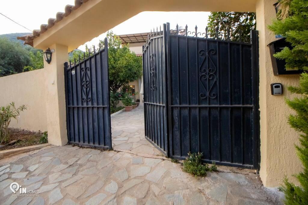 Odysseus Cozy Home เนอามากรี ภายนอก รูปภาพ