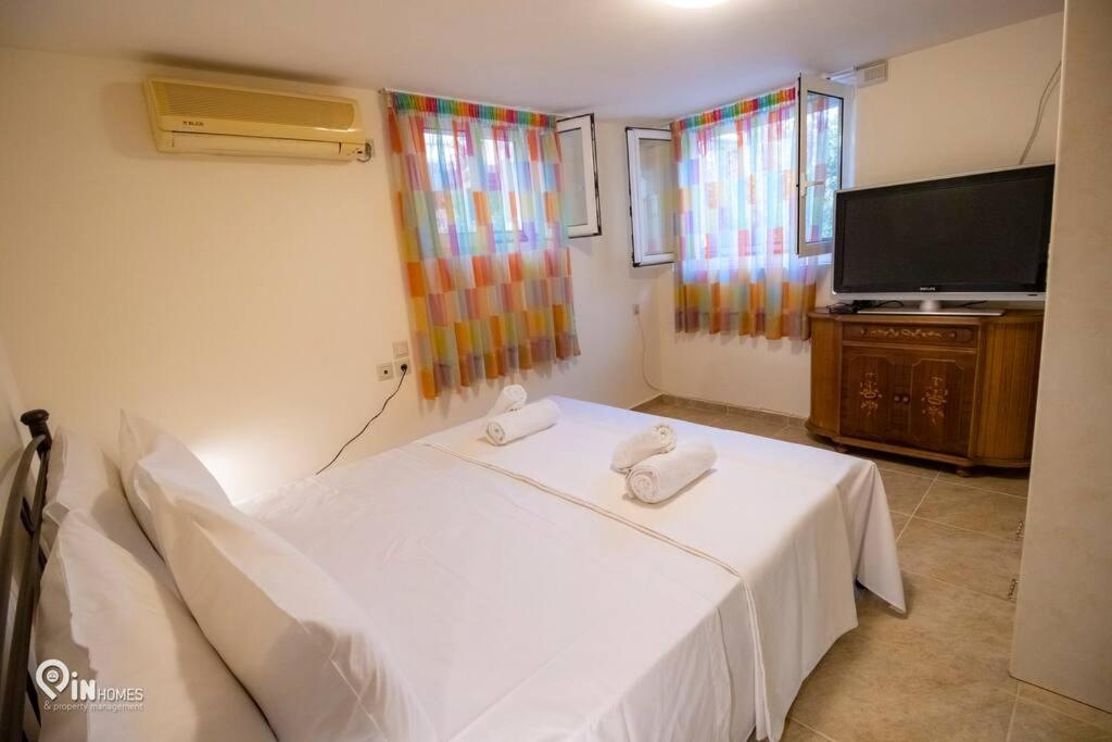 Odysseus Cozy Home เนอามากรี ภายนอก รูปภาพ