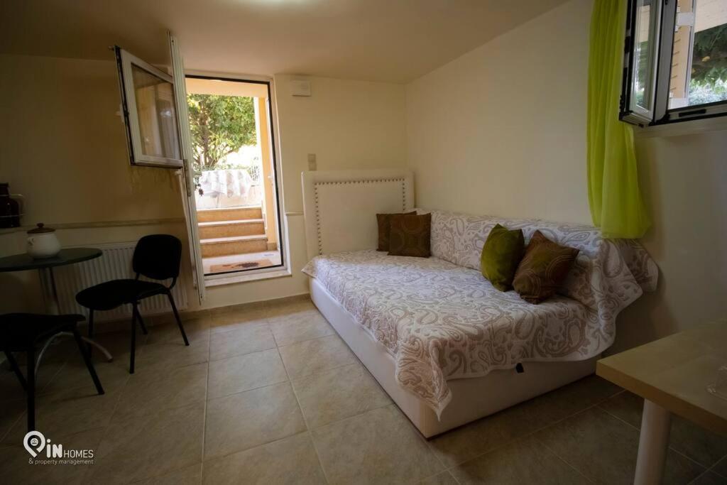 Odysseus Cozy Home เนอามากรี ภายนอก รูปภาพ